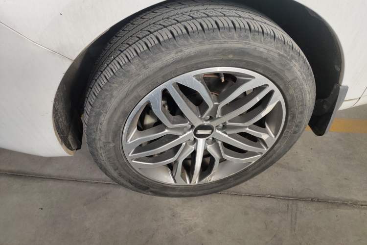 Used Wey VV5 2017 2.0T Ultra-Luxury Version Exterior 1