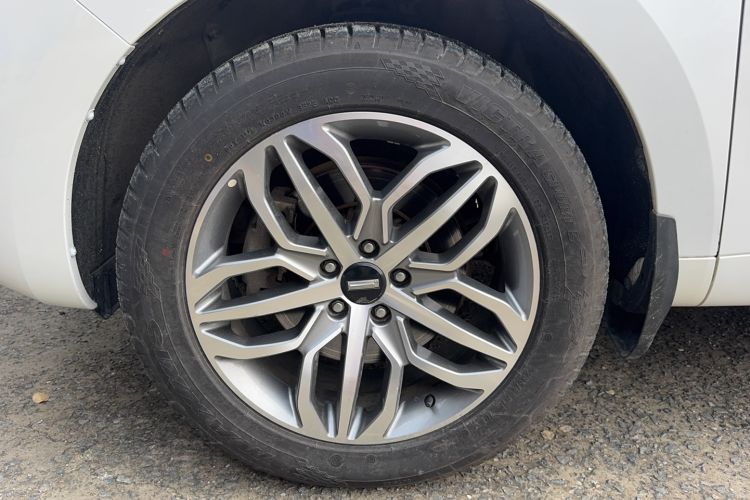 Used Wey VV5 2017 2.0T Ultra-Luxury Version Exterior 4