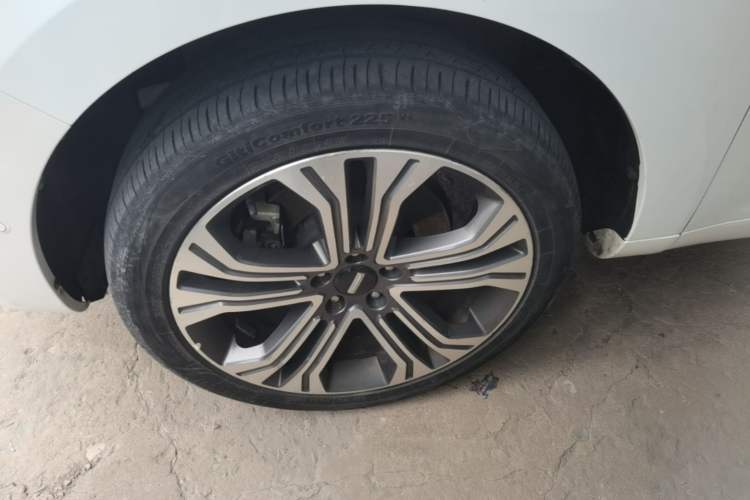 Used Wey VV5 2017 2.0T Flagship Edition Exterior 4