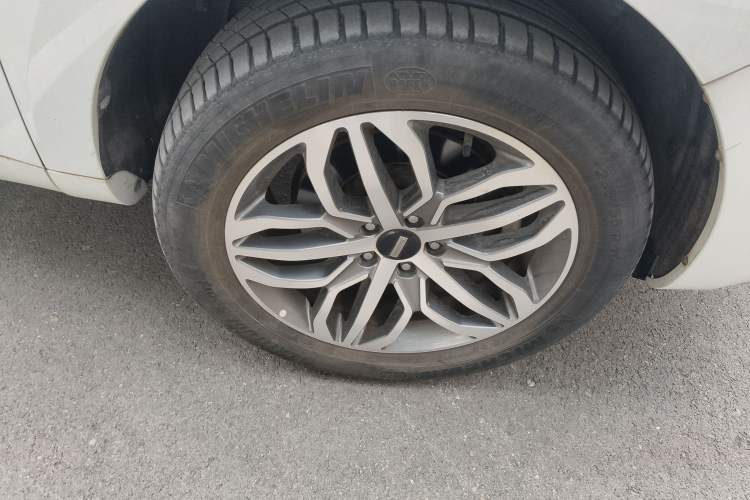 Used Wey VV5 2017 2.0T Ultra-Luxury Version Exterior 7