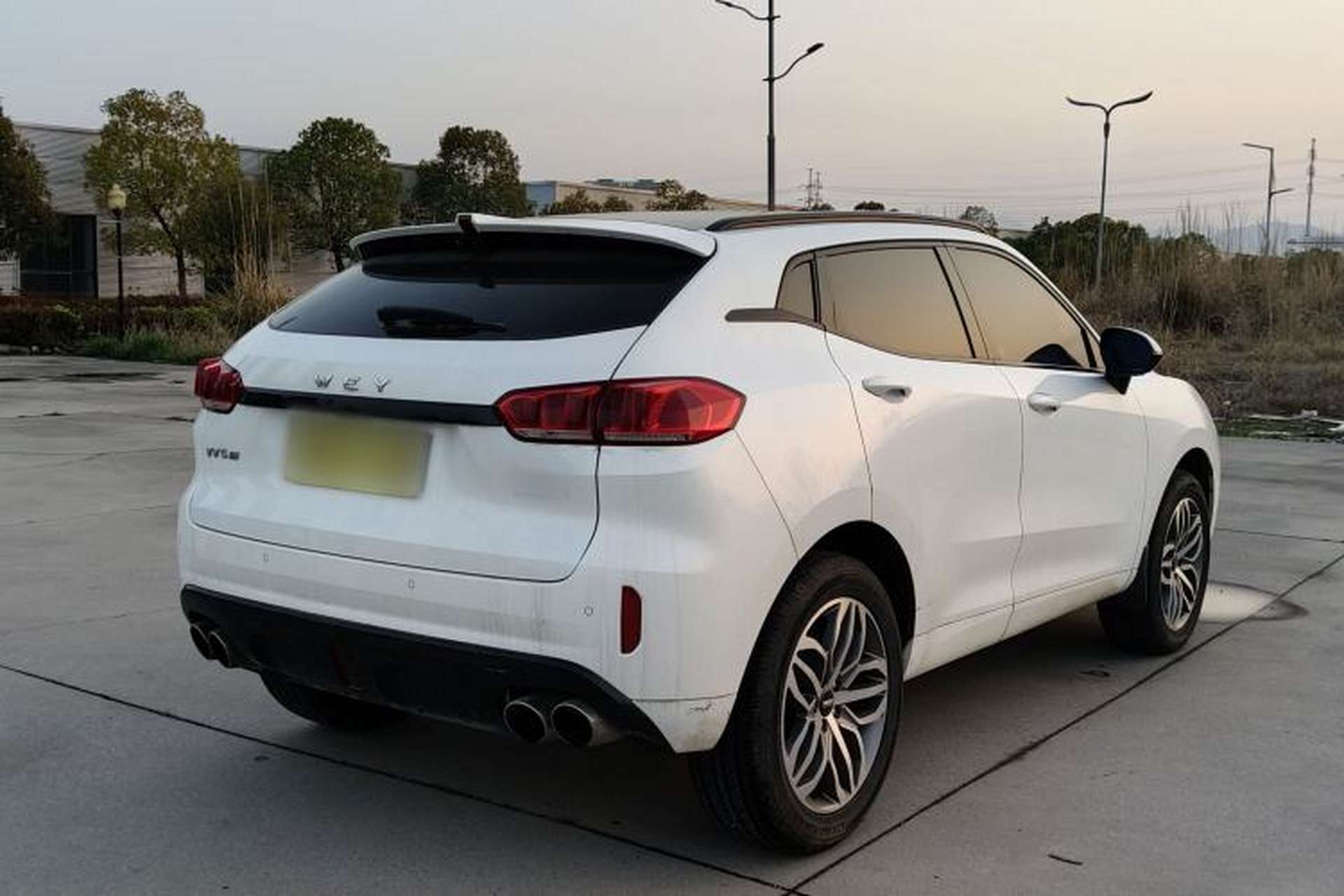 Used Wey VV5 2017 2.0T Ultra-Luxury Version Exterior 9