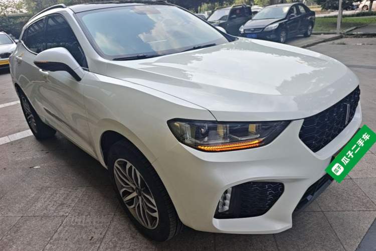 Used Wey VV5 2017 2.0T Ultra-Luxury Version Front Right 45 Deg