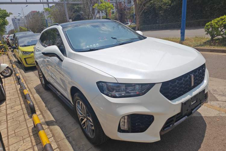 Used Wey VV5 2017 2.0T Ultra-Luxury Version Front Right 45 Deg