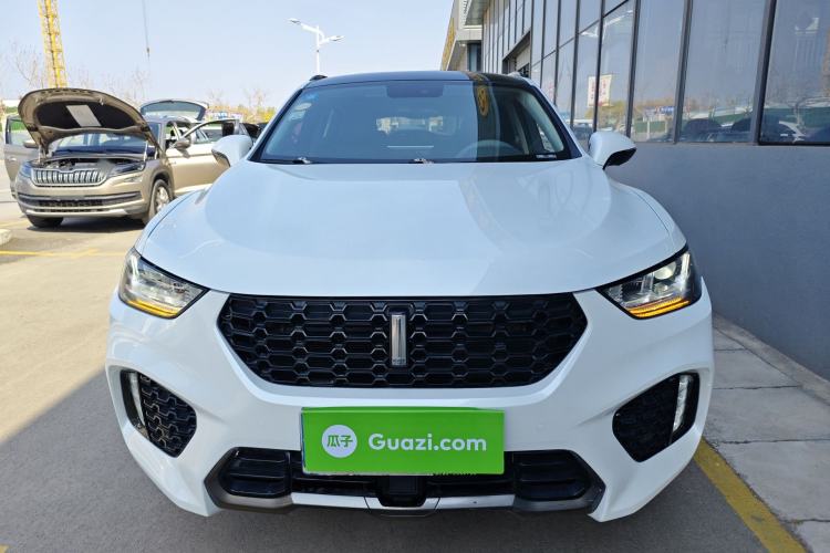 Used Wey VV5 2017 2.0T Ultra-Luxury Version Front