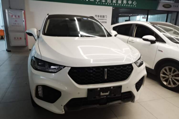 Used Wey VV5 2017 2.0T Ultra-Luxury Version Front