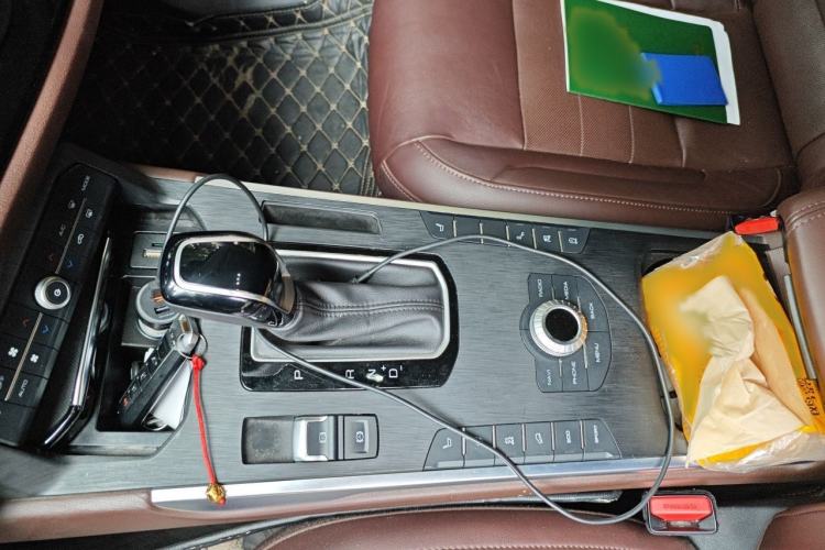 Used Wey VV5 2017 2.0T Ultra-Luxury Version Gear Lever