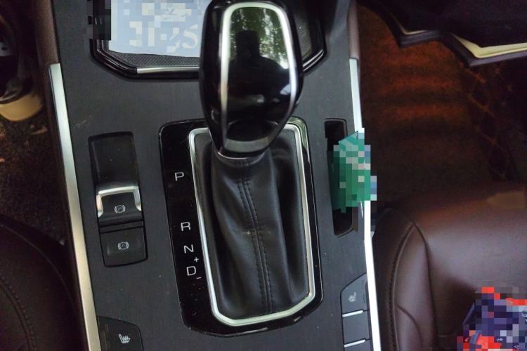 Used Wey VV5 2017 2.0T Ultra-Luxury Version Gear Lever