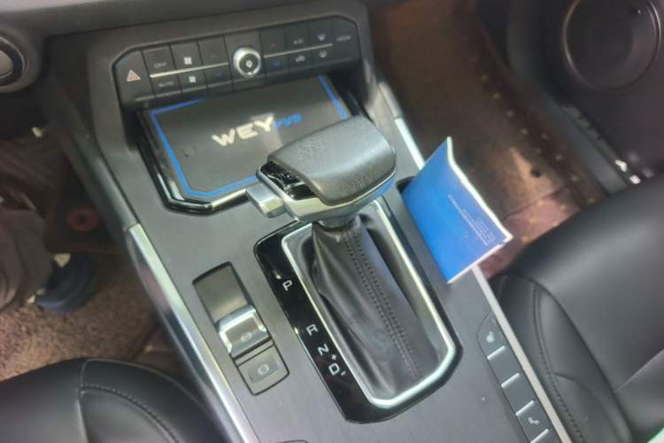 Used Wey VV5 2017 2.0T Ultra-Luxury Version Gear Lever