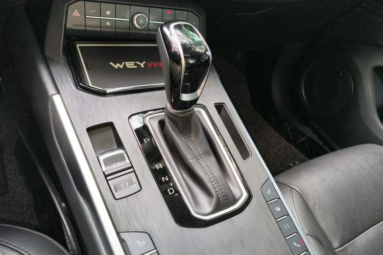 Used Wey VV5 2017 2.0T Flagship Edition Gear Lever