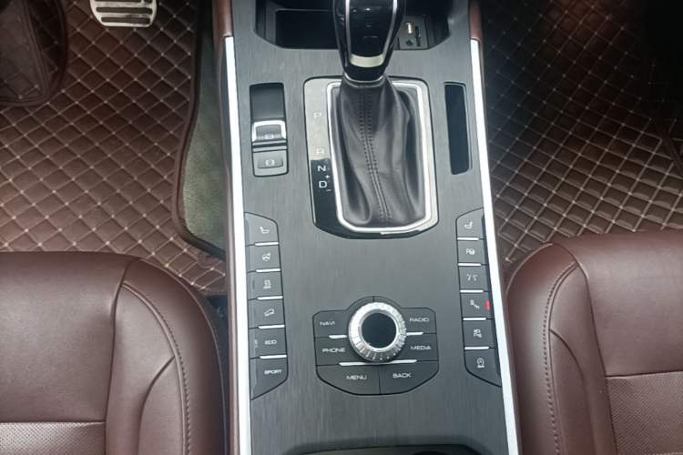 Used Wey VV5 2017 2.0T Flagship Edition Gear Lever