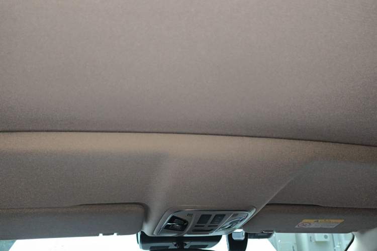 Used Wey VV5 2017 2.0T Flagship Edition Headliner
