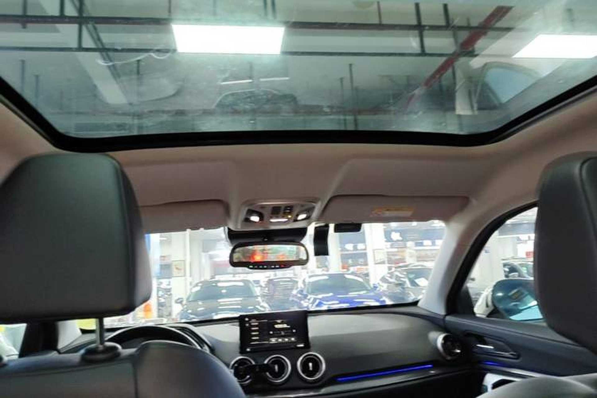 Used Wey VV5 2017 2.0T Flagship Edition Headliner