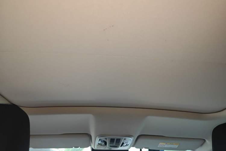 Used Wey VV5 2017 2.0T Ultra-Luxury Version Headliner
