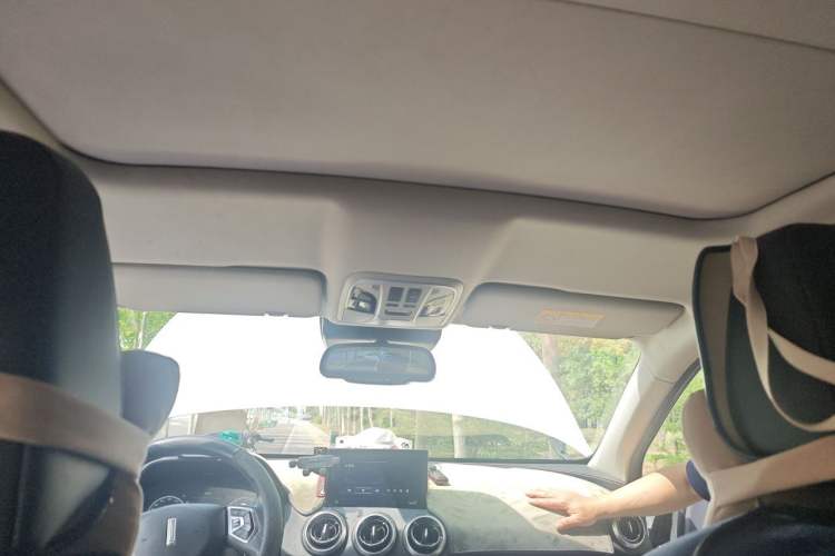 Used Wey VV5 2017 2.0T Flagship Edition Headliner