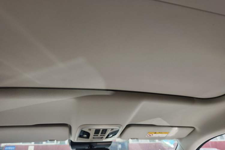 Used Wey VV5 2017 2.0T Ultra-Luxury Version Headliner