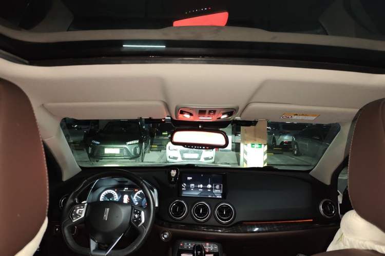 Used Wey VV5 2017 2.0T Flagship Edition Headliner