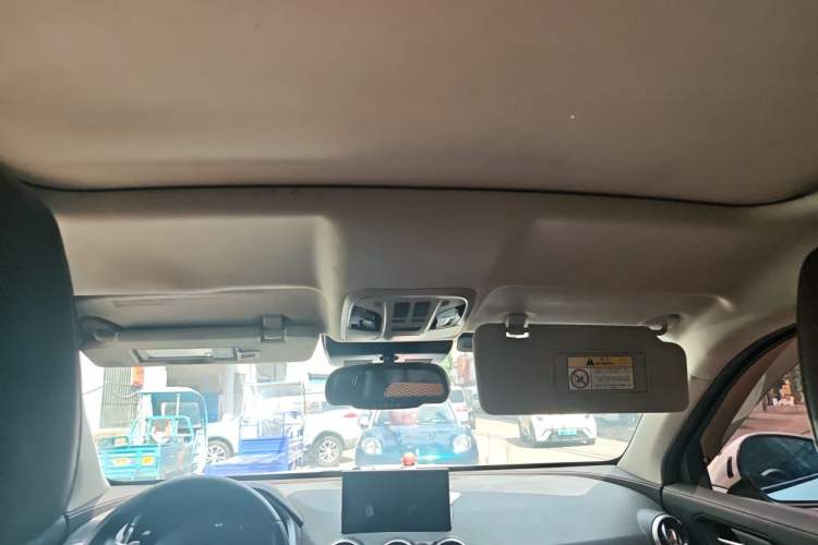 Used Wey VV5 2017 2.0T Flagship Edition Headliner