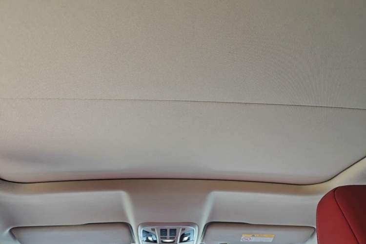 Used Wey VV5 2017 2.0T Flagship Edition Headliner