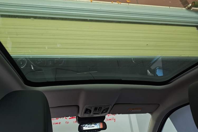 Used Wey VV5 2017 2.0T Ultra-Luxury Version Headliner