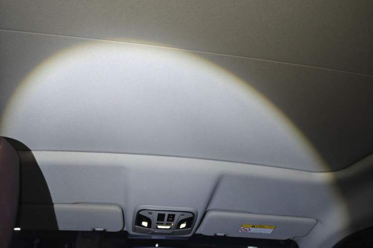 Used Wey VV5 2017 2.0T Flagship Edition Headliner