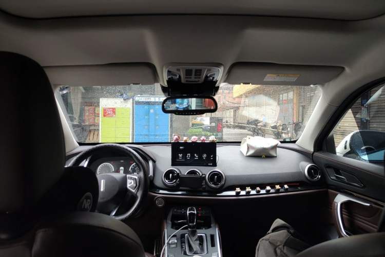 Used Wey VV5 2017 2.0T Flagship Edition Headliner