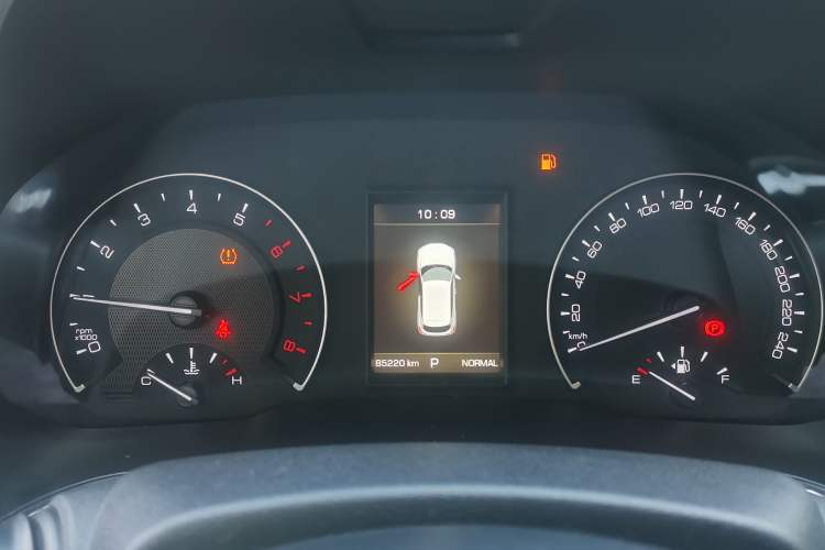 Used Wey VV5 2017 2.0T Ultra-Luxury Version Instrument Cluster