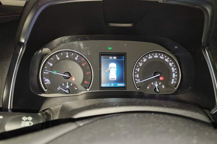 Used Wey VV5 2017 2.0T Ultra-Luxury Version Instrument Cluster