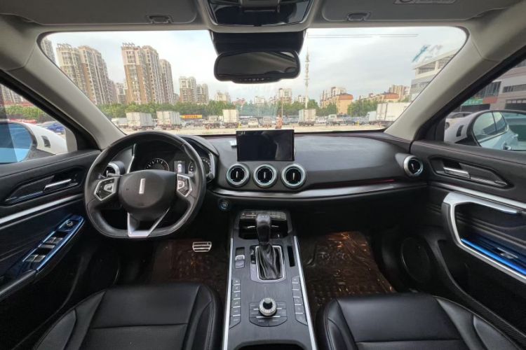 Used Wey VV5 2017 2.0T Ultra-Luxury Version Interior 1
