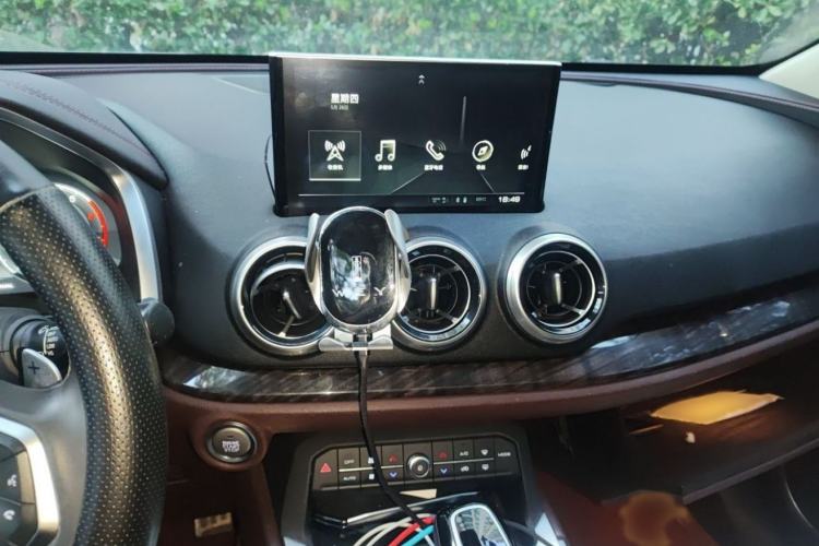 Used Wey VV5 2017 2.0T Flagship Edition Interior 3
