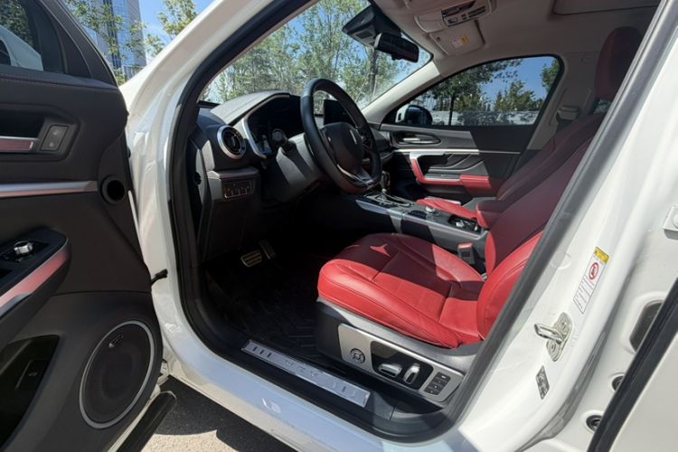Used Wey VV5 2017 2.0T Flagship Edition Interior 5