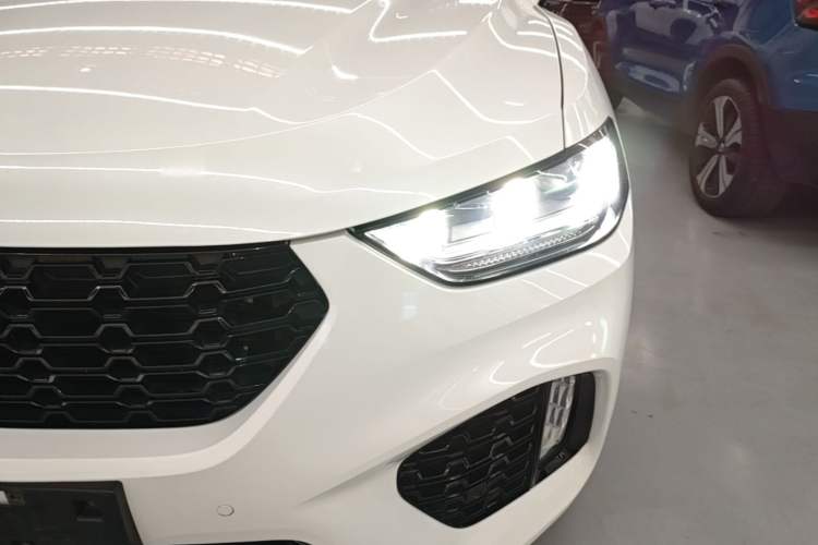 Used Wey VV5 2017 2.0T Ultra-Luxury Version Left Front Headlight