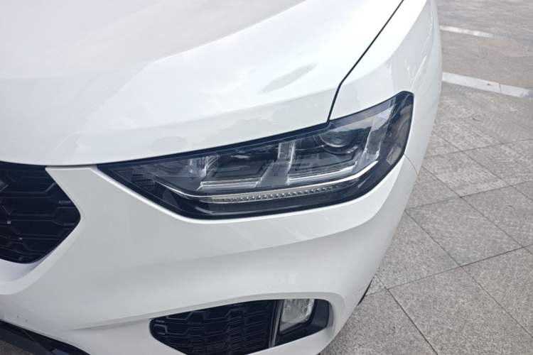 Used Wey VV5 2017 2.0T Ultra-Luxury Version Left Front Headlight