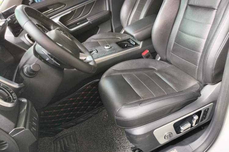 Used Wey VV5 2017 2.0T Flagship Edition Left Front Seat
