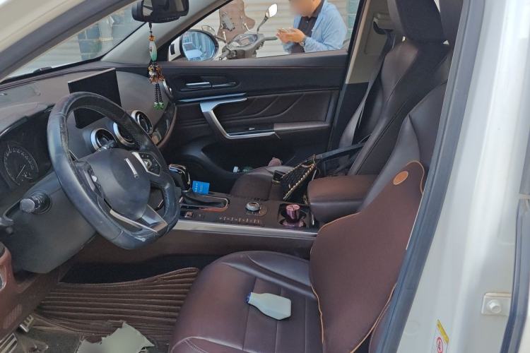 Used Wey VV5 2017 2.0T Ultra-Luxury Version Left Front Seat