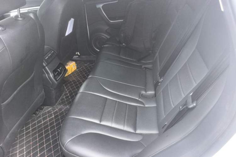 Used Wey VV5 2017 2.0T Ultra-Luxury Version Left Rear Seat