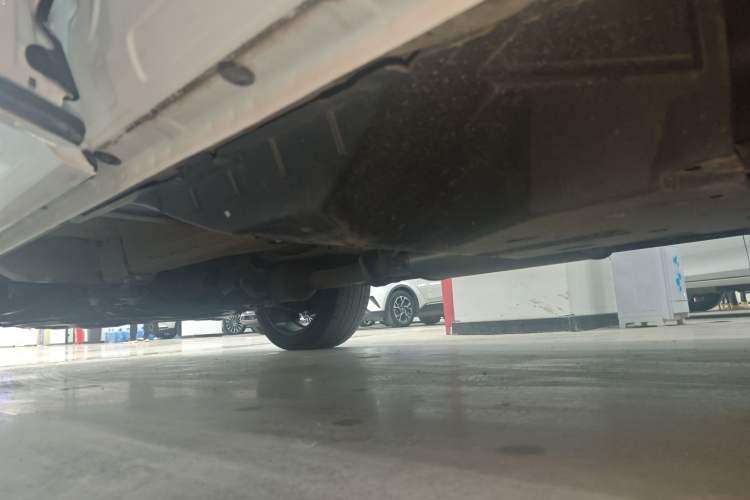 Used Wey VV5 2017 2.0T Flagship Edition Left Side Sill