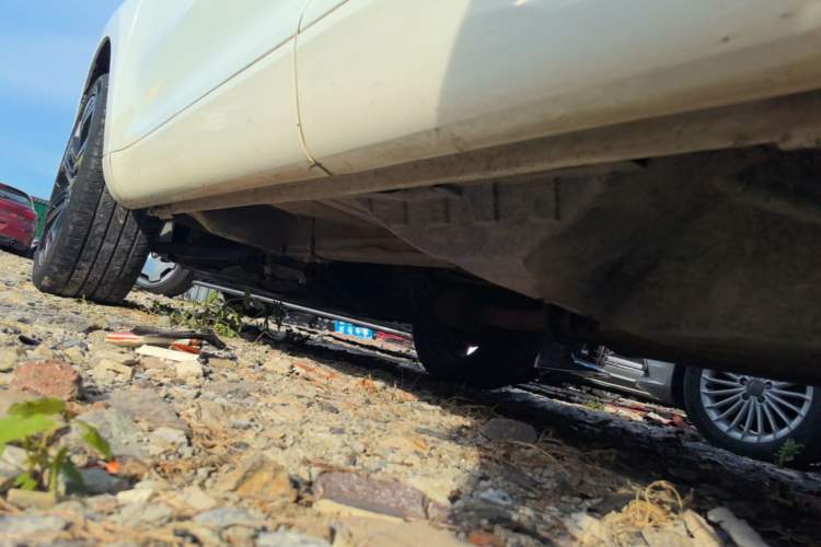 Used Wey VV5 2017 2.0T Flagship Edition Left Side Sill