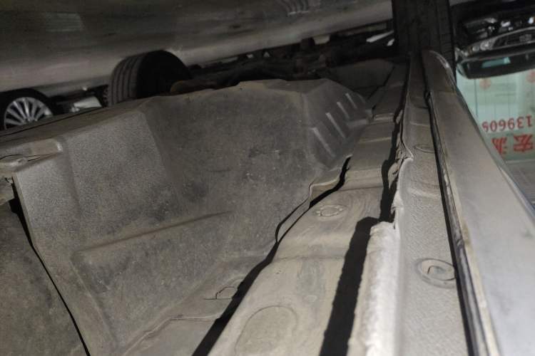 Used Wey VV5 2017 2.0T Flagship Edition Left Side Sill