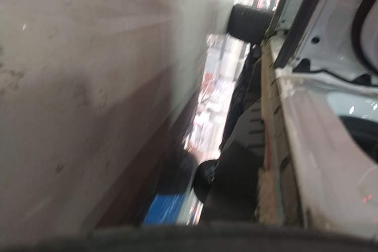 Used Wey VV5 2017 2.0T Flagship Edition Left Side Sill