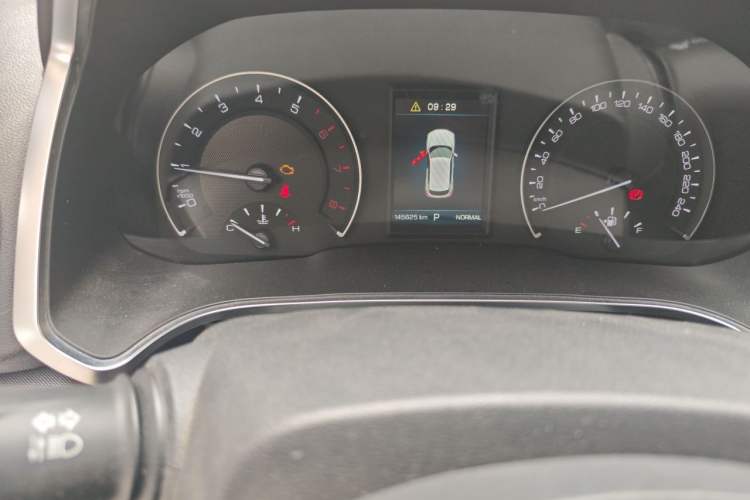 Used Wey VV5 2017 2.0T Ultra-Luxury Version Odometer Close Up