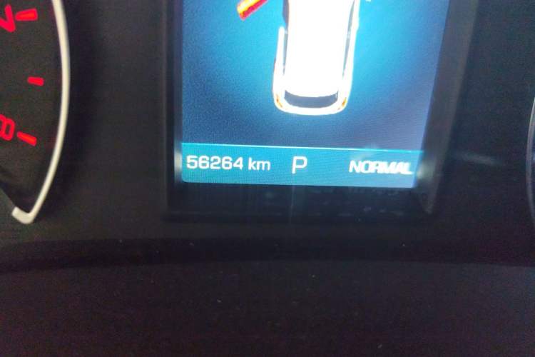 Used Wey VV5 2017 2.0T Ultra-Luxury Version Odometer Close Up
