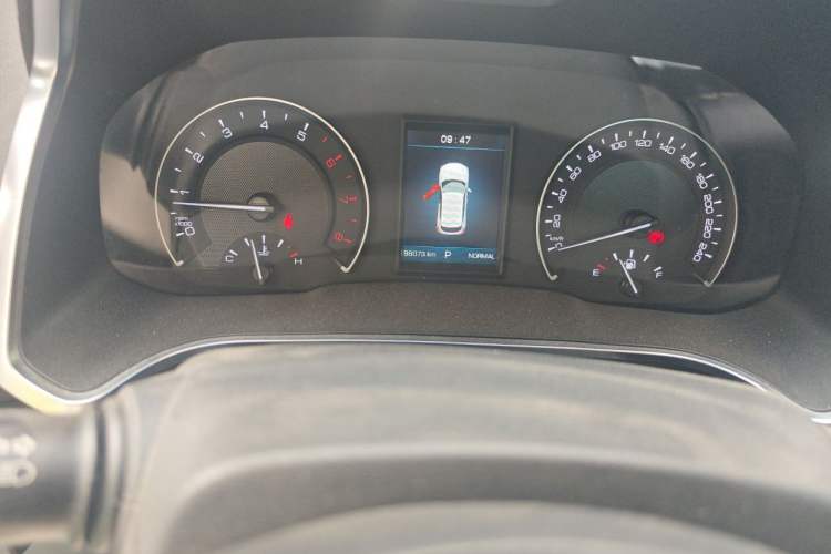 Used Wey VV5 2017 2.0T Ultra-Luxury Version Odometer Close Up