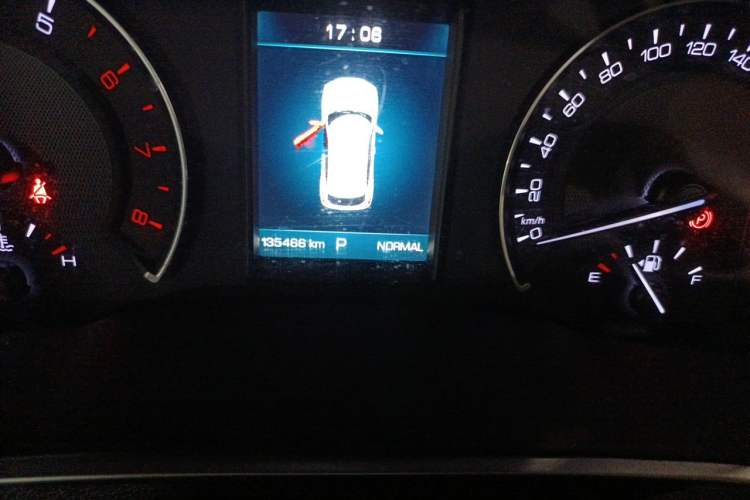 Used Wey VV5 2017 2.0T Ultra-Luxury Version Odometer Close Up