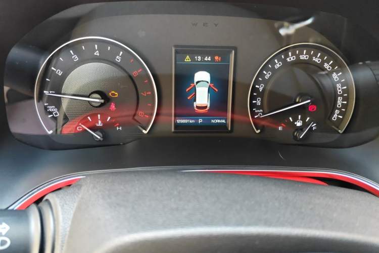 Used Wey VV5 2017 2.0T Ultra-Luxury Version Odometer Close Up