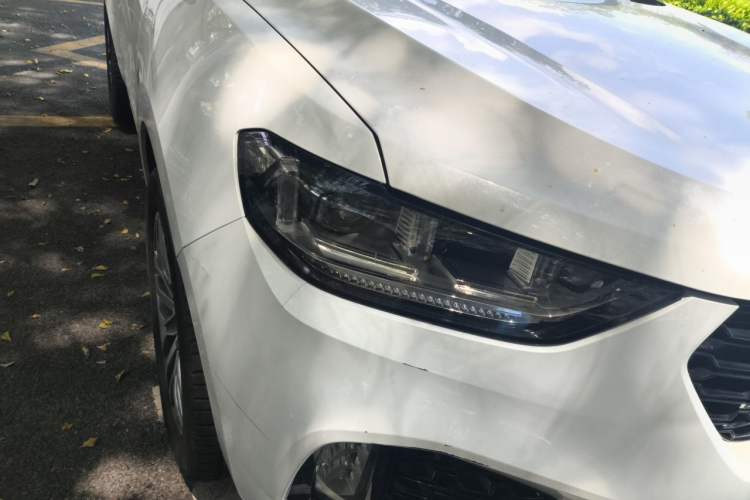 Used Wey VV5 2017 2.0T Ultra-Luxury Version Right Front Headlight