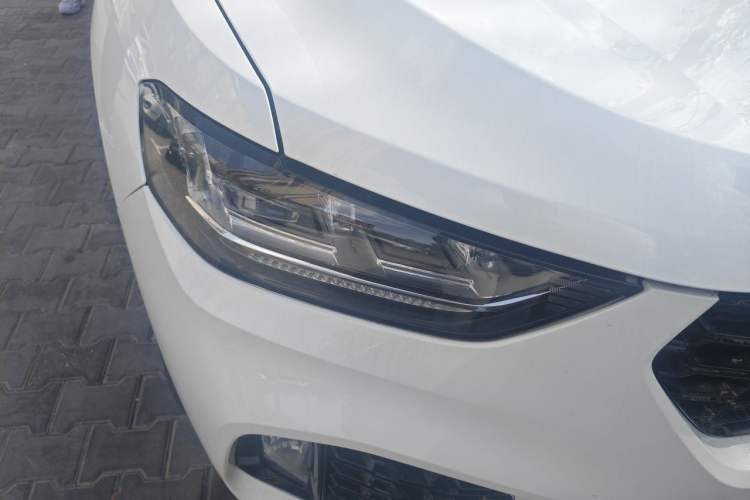 Used Wey VV5 2017 2.0T Flagship Edition Right Front Headlight