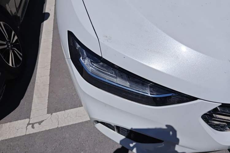 Used Wey VV5 2017 2.0T Flagship Edition Right Front Headlight