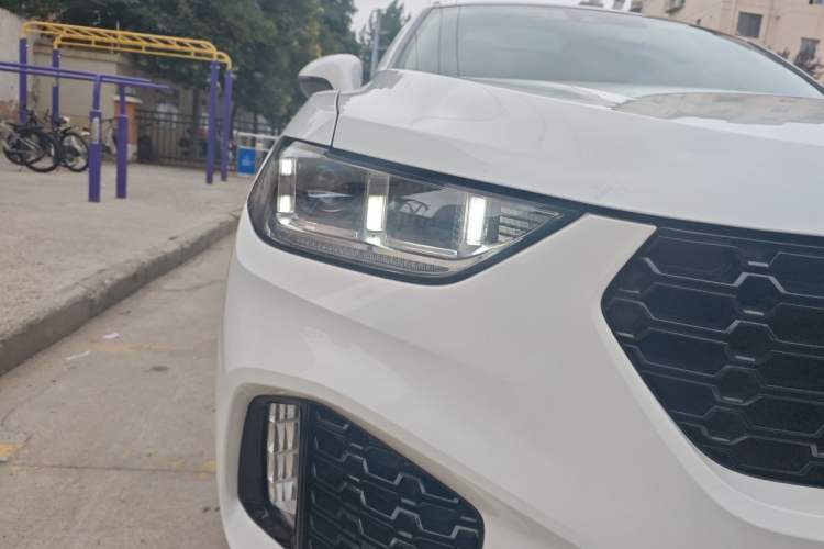Used Wey VV5 2017 2.0T Flagship Edition Right Front Headlight