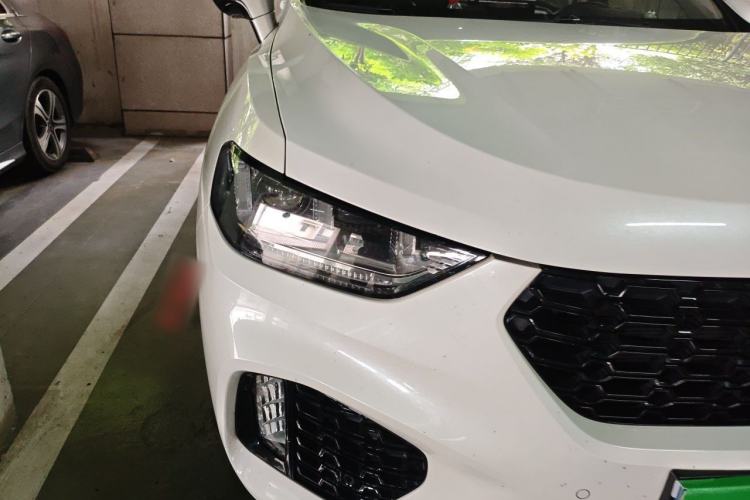 Used Wey VV5 2017 2.0T Ultra-Luxury Version Right Front Headlight