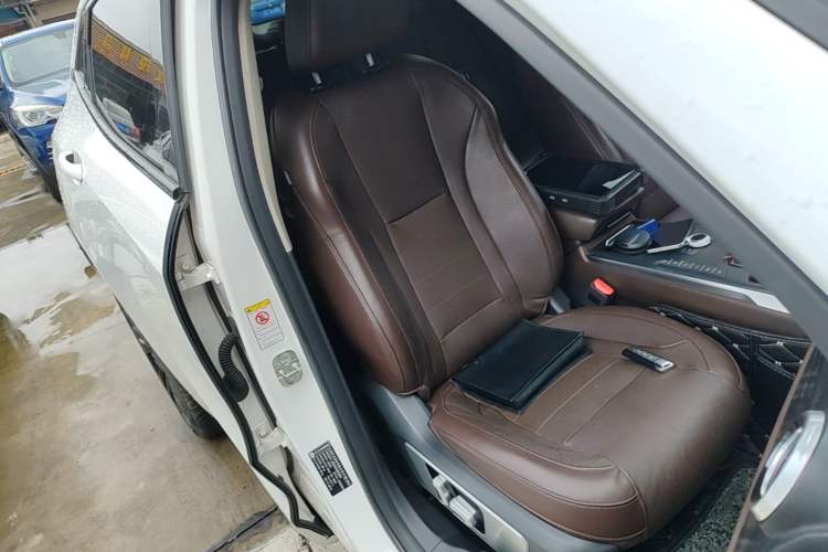 Used Wey VV5 2017 2.0T Flagship Edition Right Front Seat